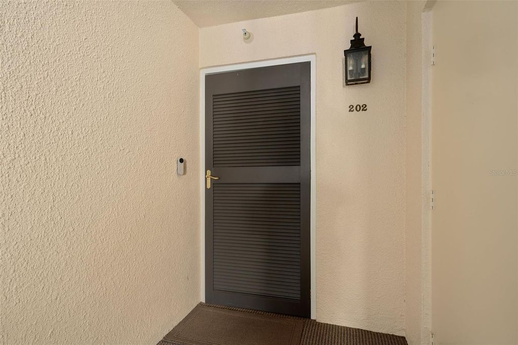 Photo of 204 Quayside Circle #202, Maitland, FL 32751 (MLS # O6354486)