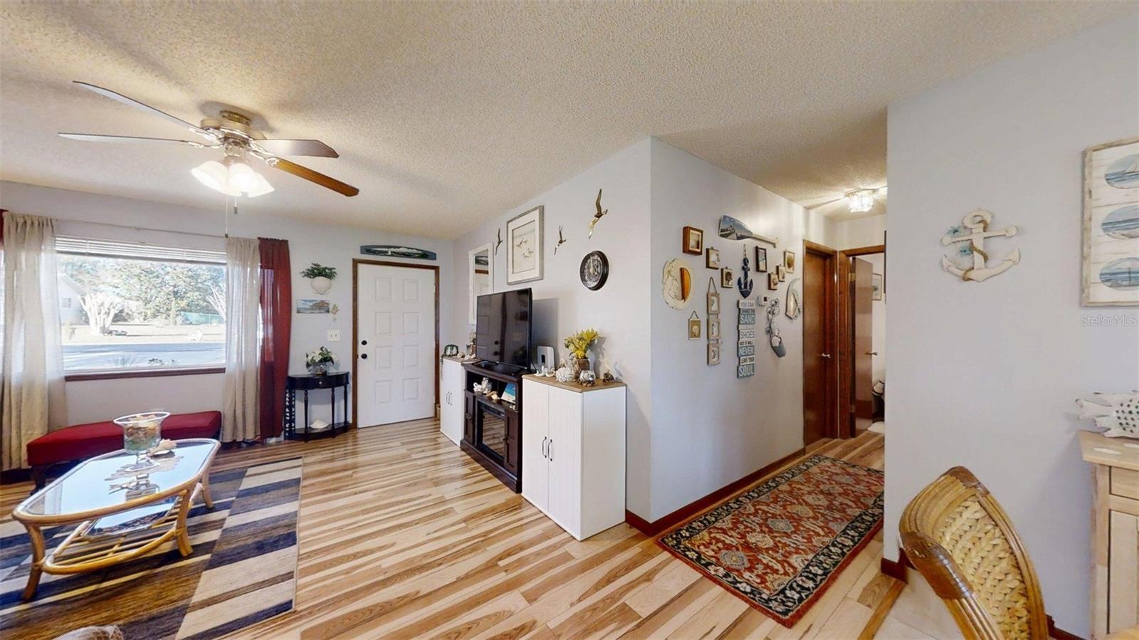 PALM CAY - Residential