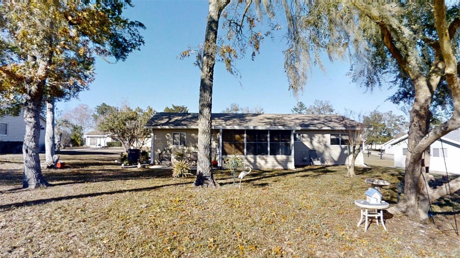 PALM CAY - Residential