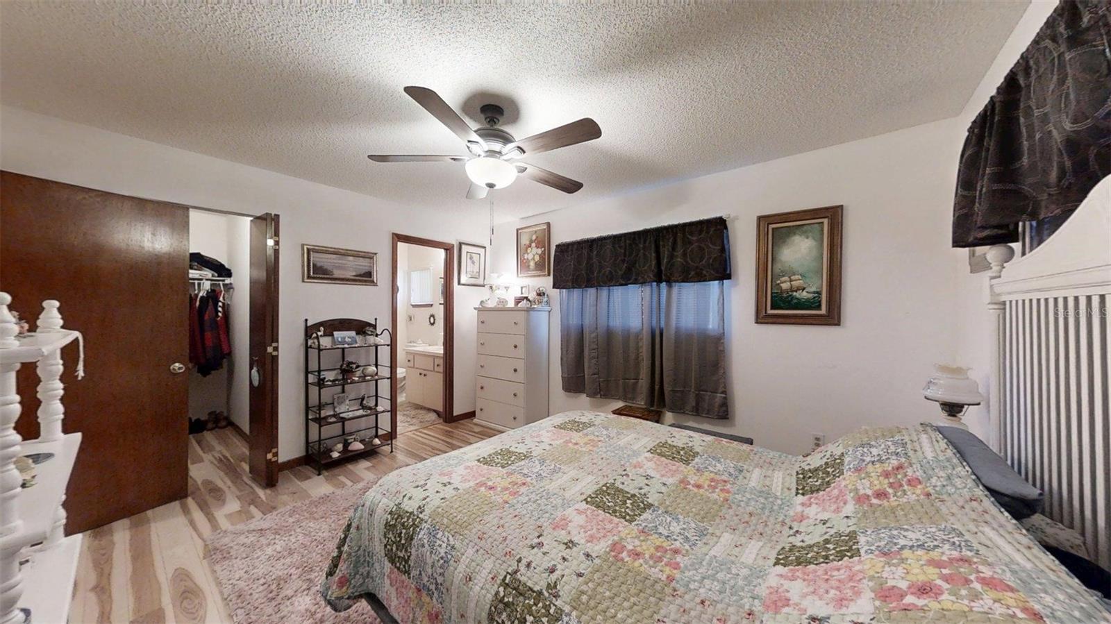 PALM CAY - Residential