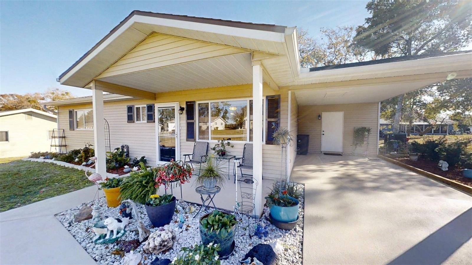 PALM CAY - Residential