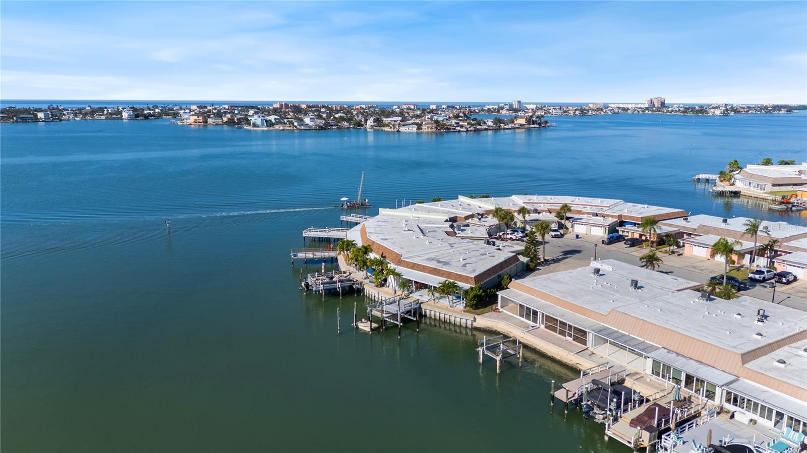 BOCA CIEGA POINT EAST - Residential