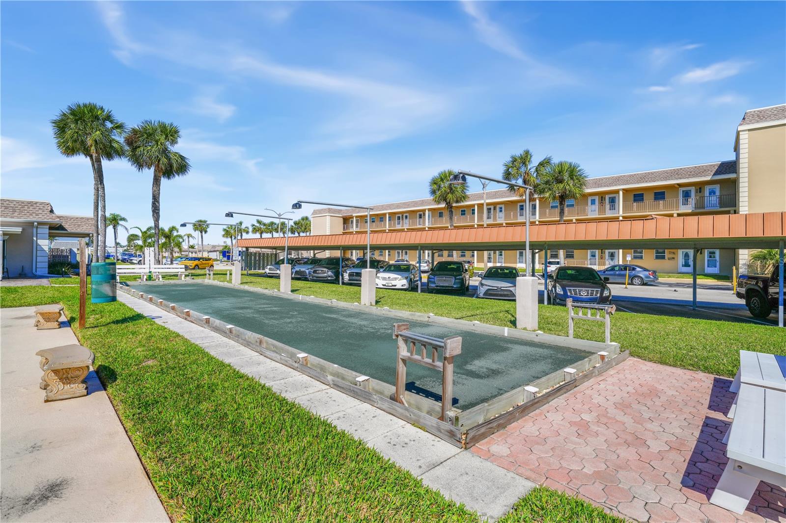 BOCA CIEGA POINT EAST - Residential