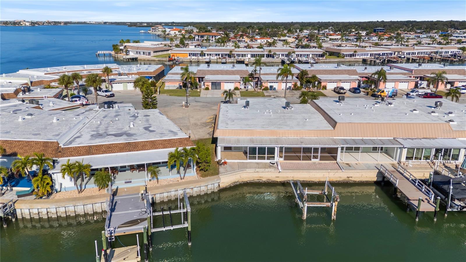 BOCA CIEGA POINT EAST - Residential