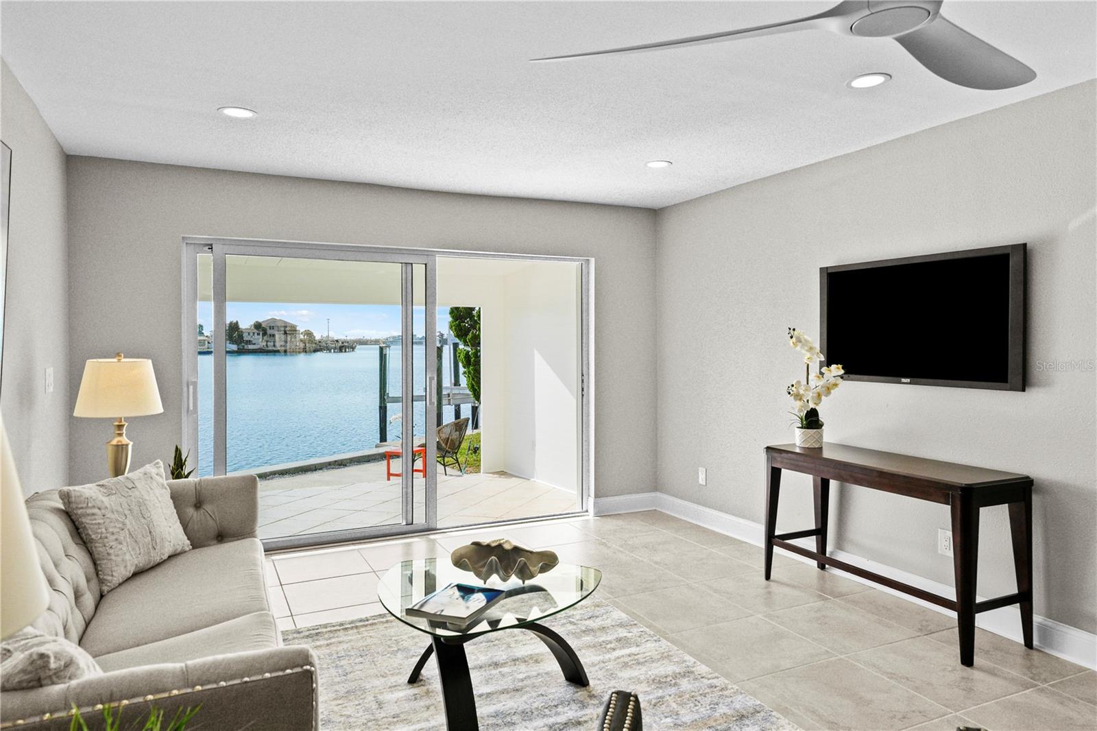 BOCA CIEGA POINT EAST - Residential