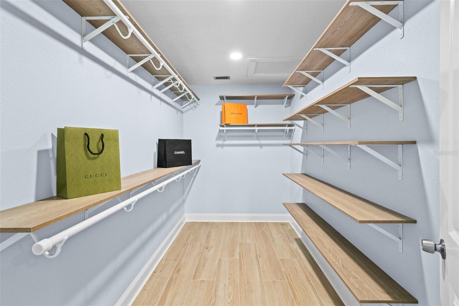 BOCA CIEGA POINT EAST - Residential