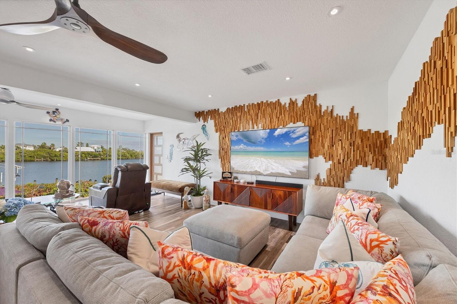 PALM ISLAND ESTATES UNIT 4 - Residential