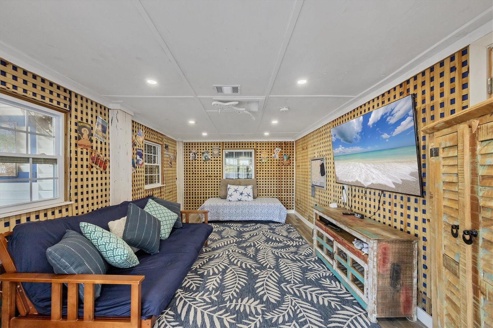 PALM ISLAND ESTATES UNIT 4 - Residential