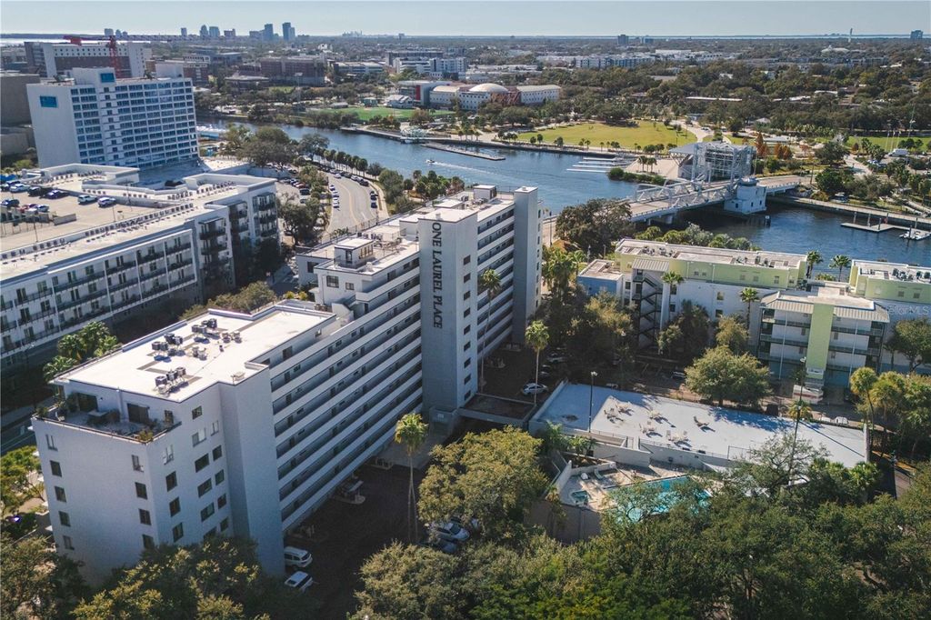 Photo of 201 W Laurel Street #805, Tampa, FL 33602 (MLS # TB8463737)