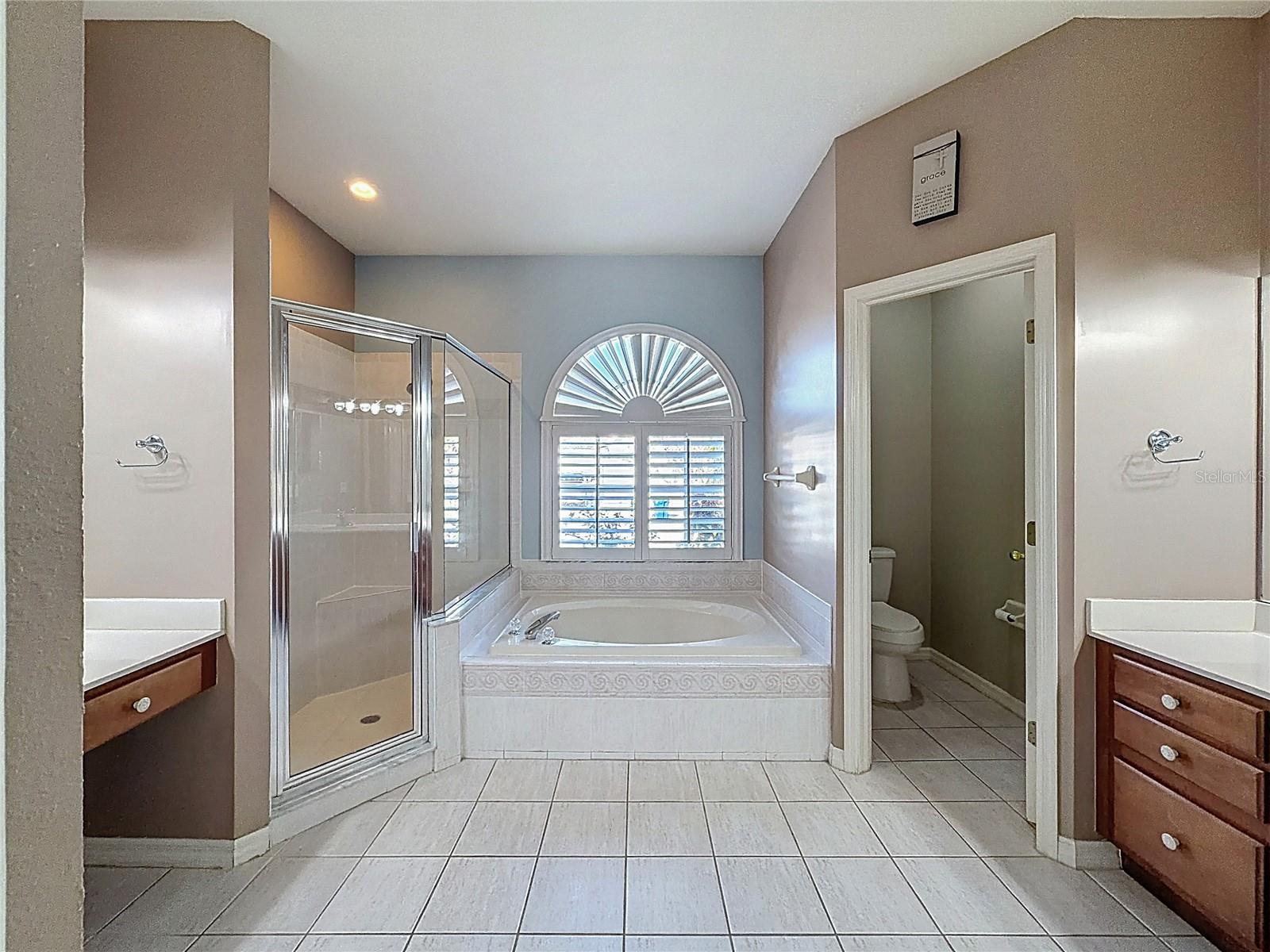 WESTWOOD LAKES PH 2A UNIT 2 - Residential Lease