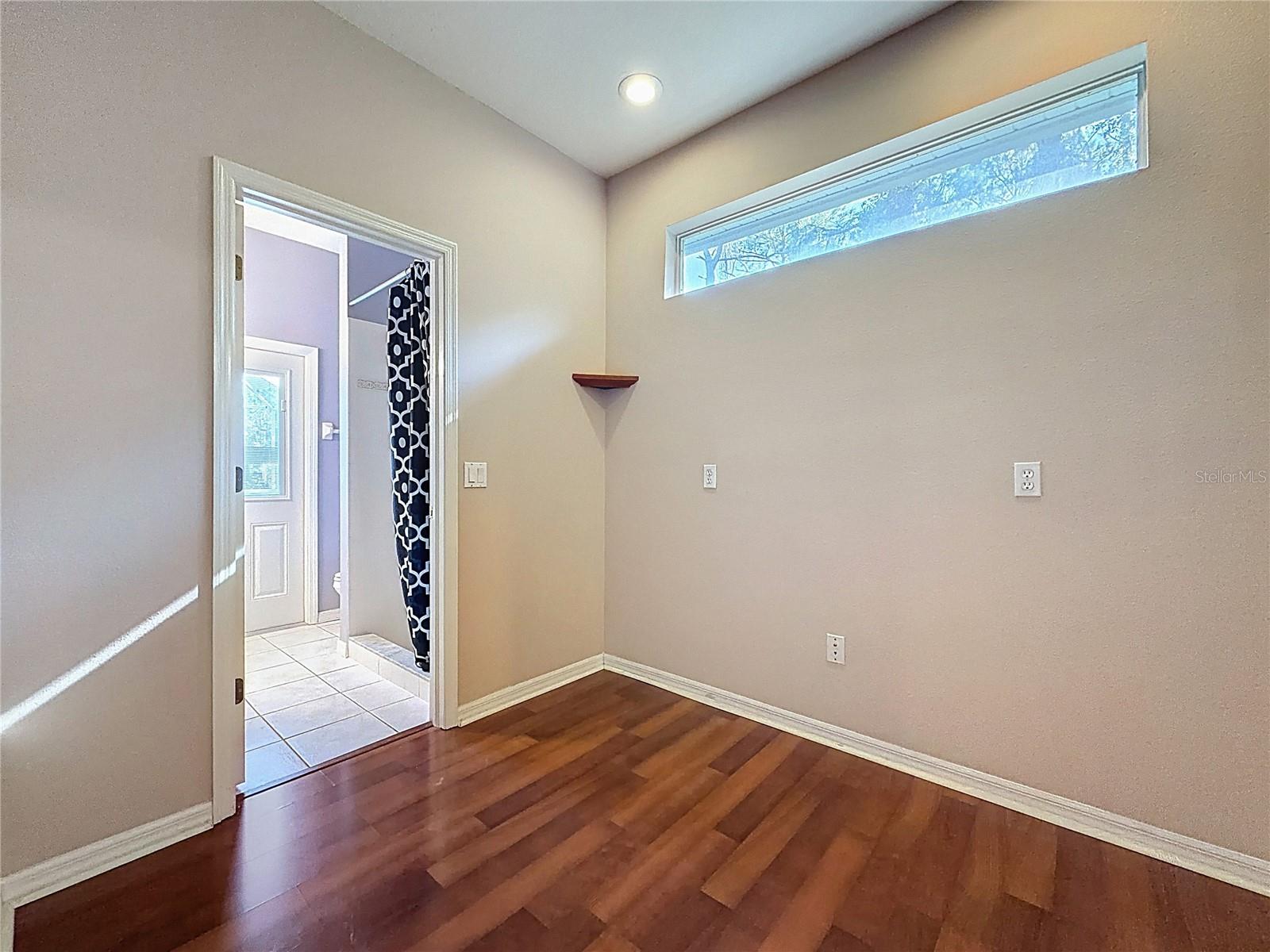 WESTWOOD LAKES PH 2A UNIT 2 - Residential Lease