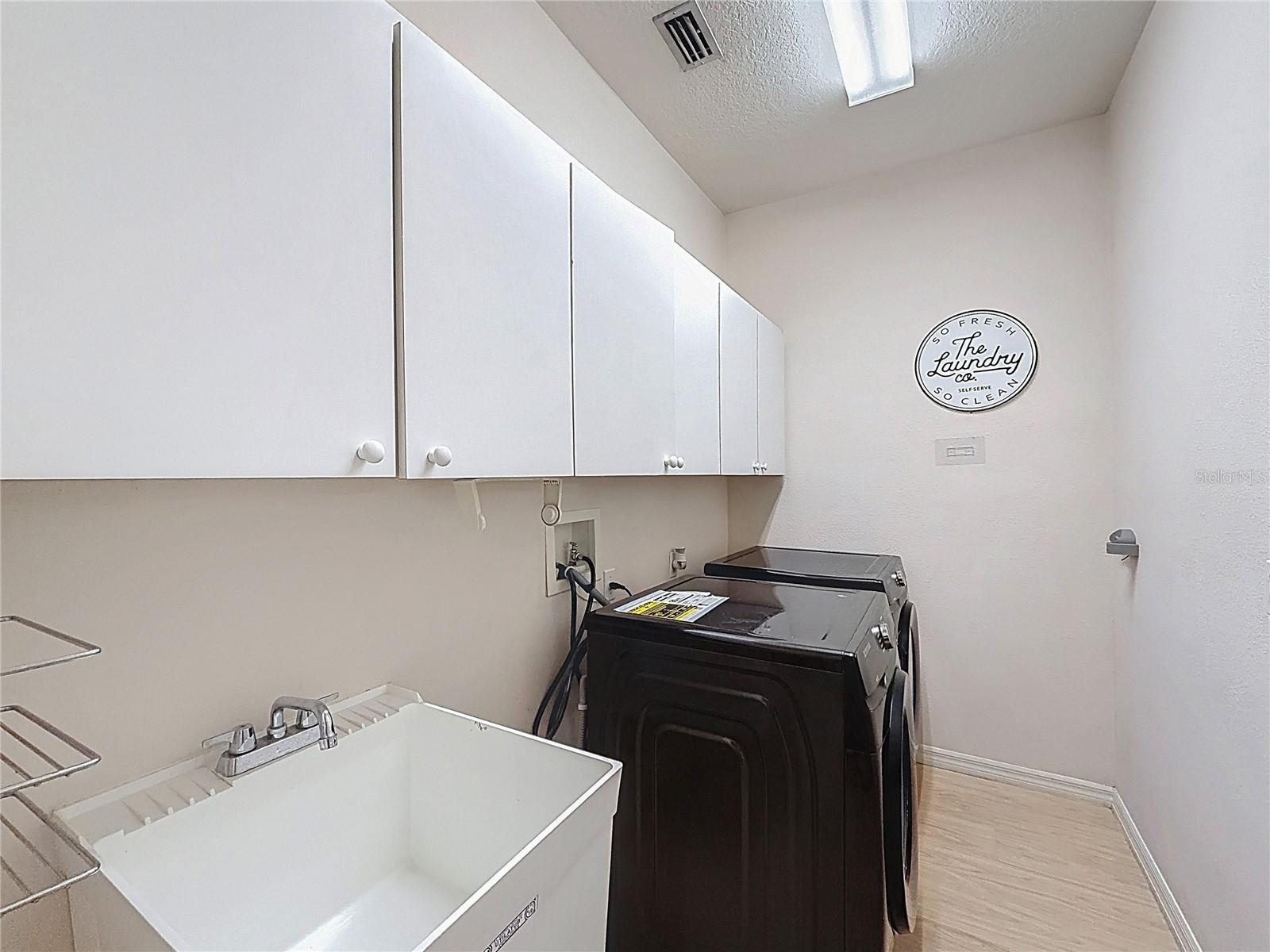 WESTWOOD LAKES PH 2A UNIT 2 - Residential Lease