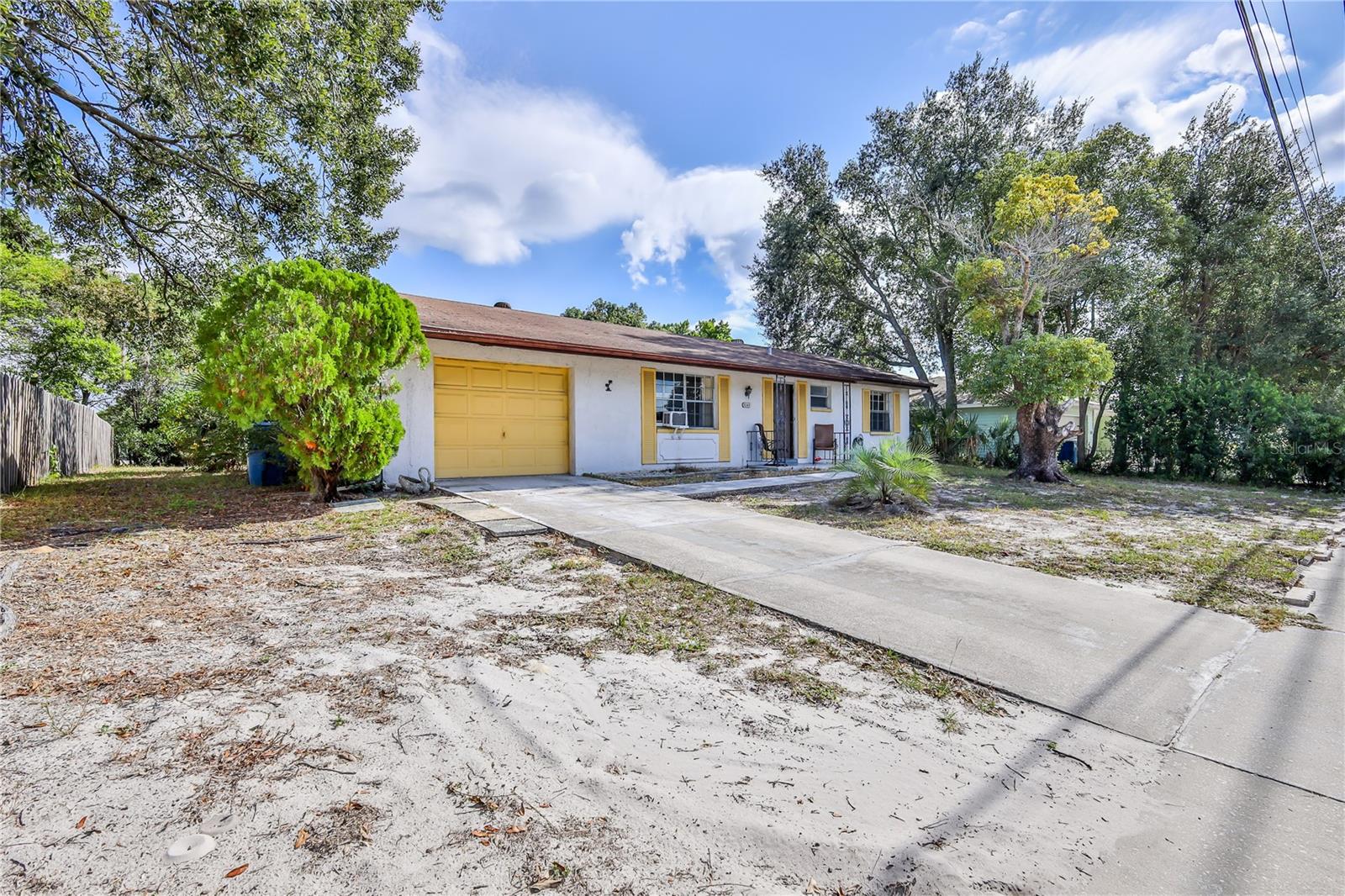 SPRING HILL - Residential