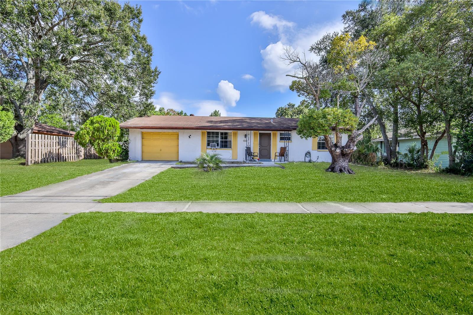 SPRING HILL - Residential