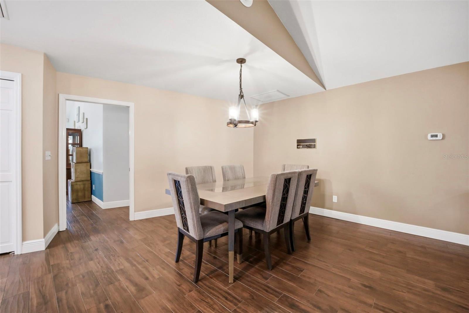 IVELMAR ESTATES - Residential