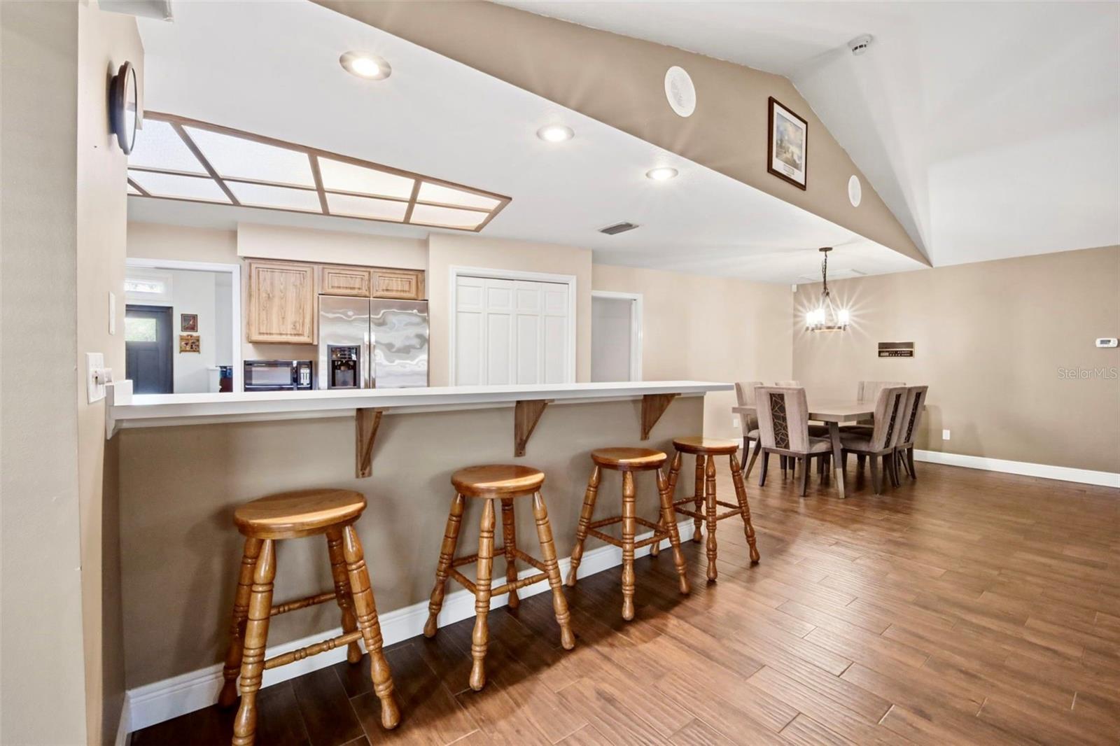 IVELMAR ESTATES - Residential