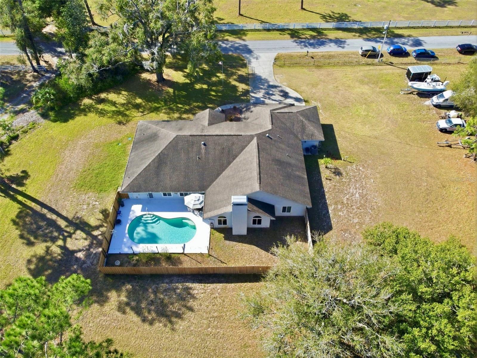 IVELMAR ESTATES - Residential