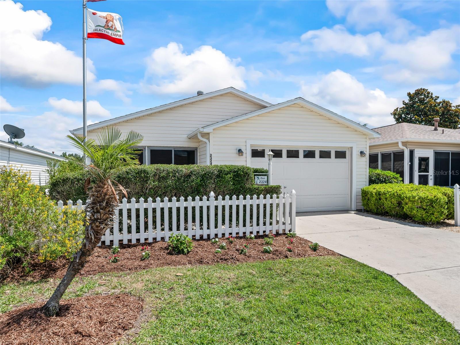 2324 PICKENS PLACE