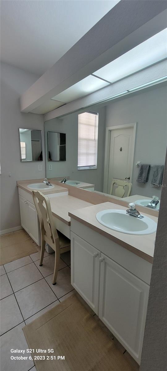 ASHLEY DOWNS - Residential Lease