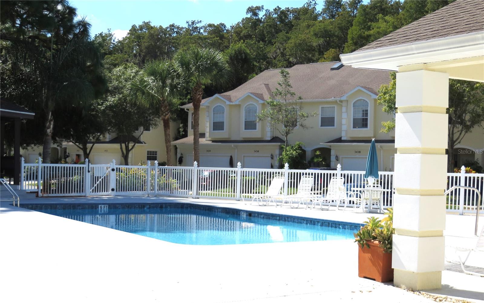 ASHLEY DOWNS - Residential Lease