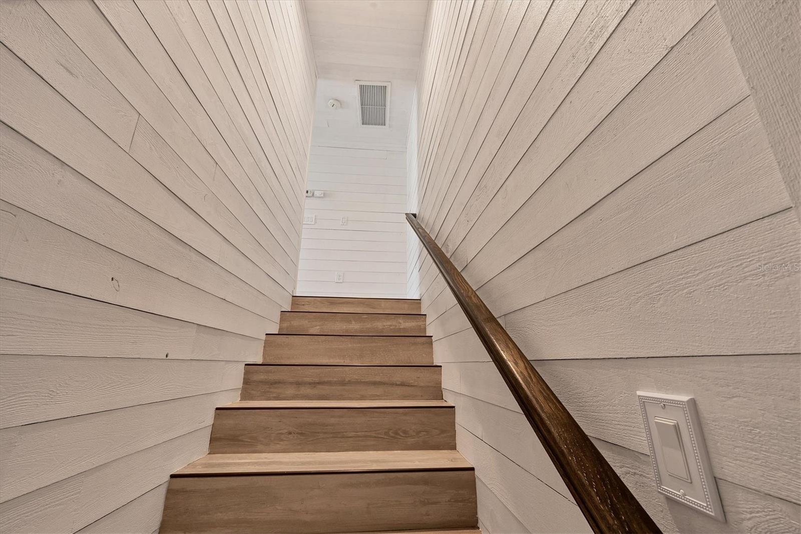 QUEENS HARBOUR - Residential