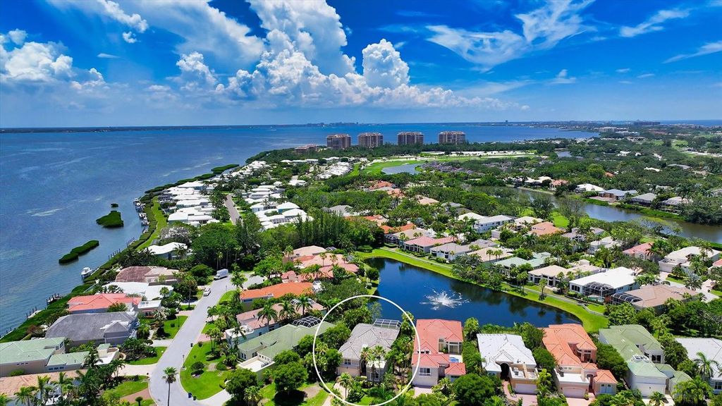 Photo of 3617 Fair Oaks Place, Longboat Key, FL 34228 (MLS # A4663935)