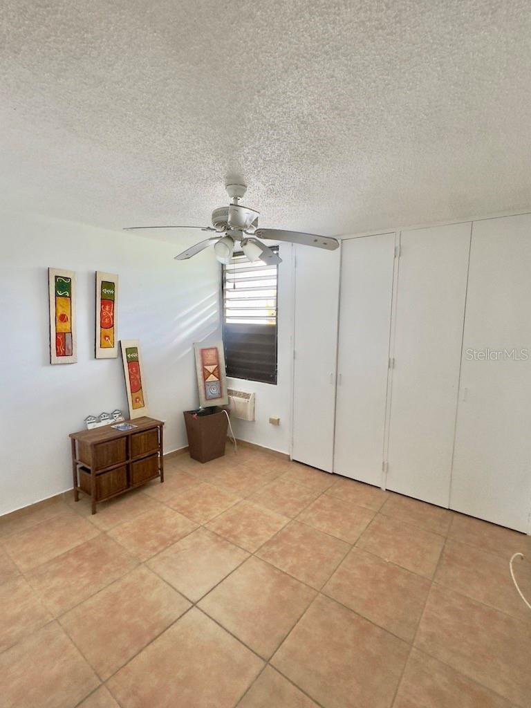 COND. VILLA MARINA - Residential