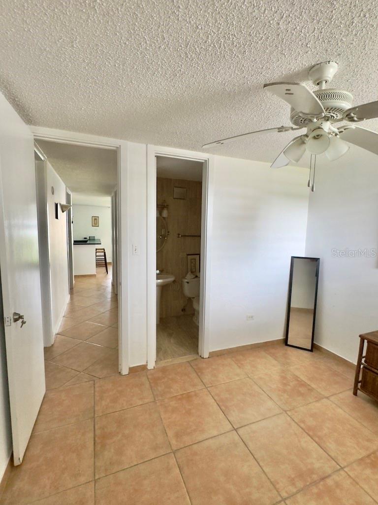 COND. VILLA MARINA - Residential