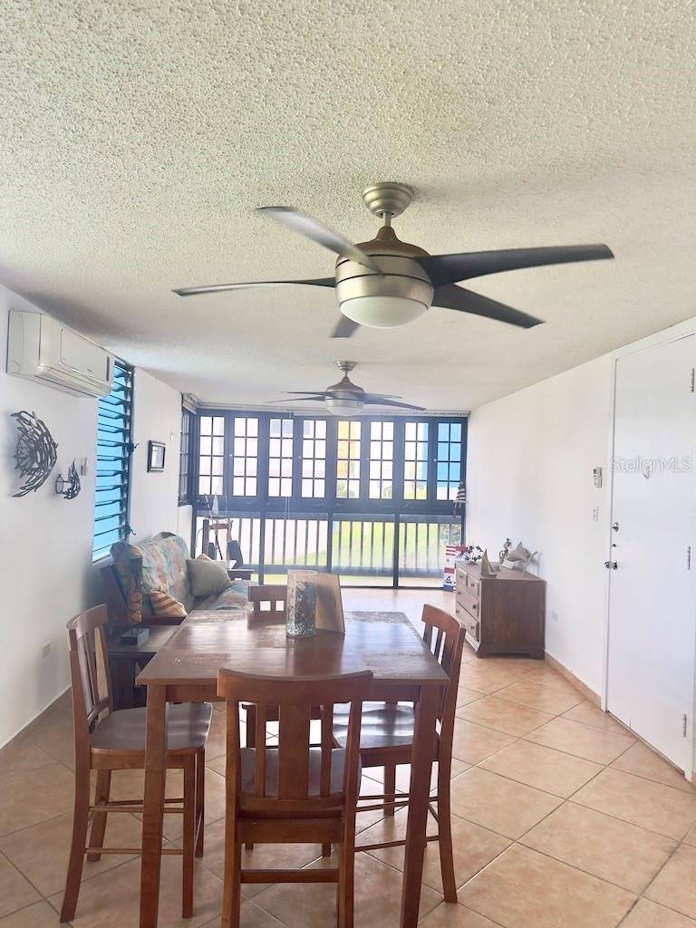 COND. VILLA MARINA - Residential