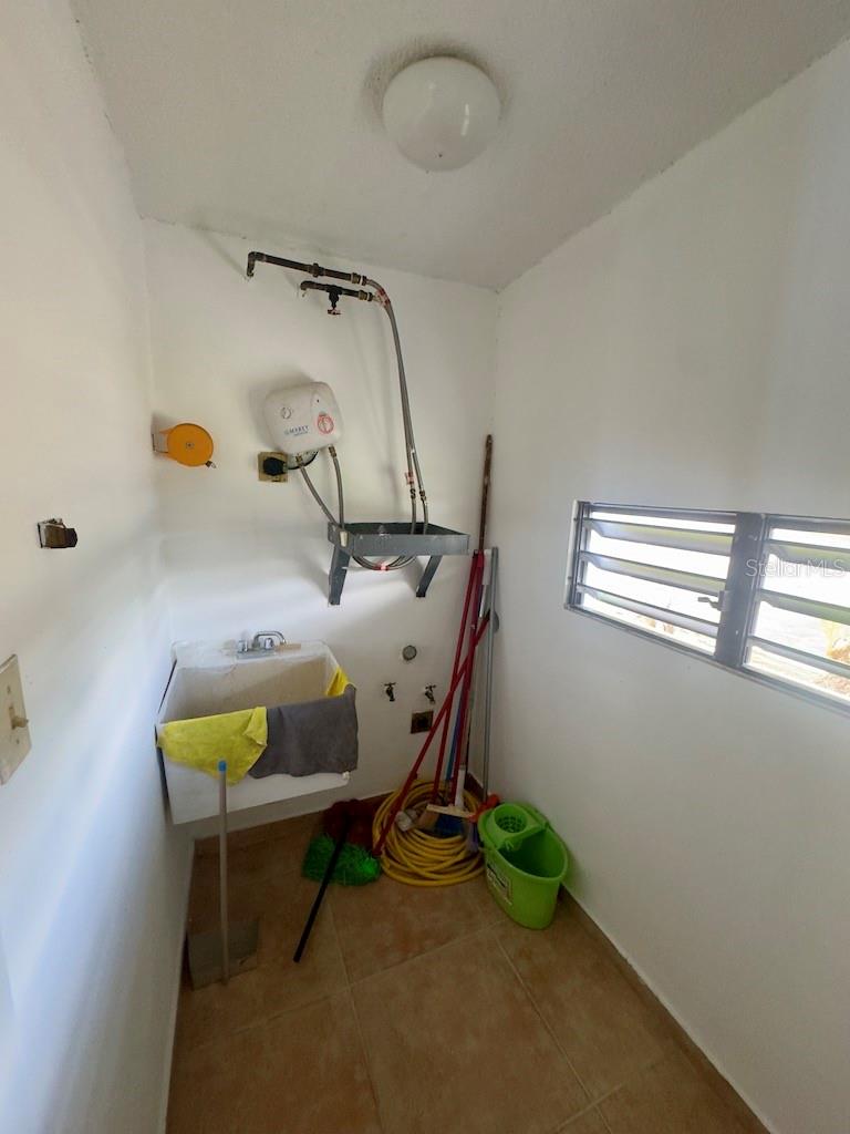 COND. VILLA MARINA - Residential