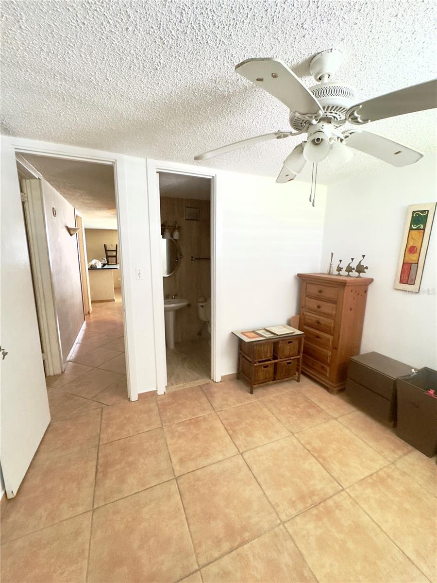 COND. VILLA MARINA - Residential