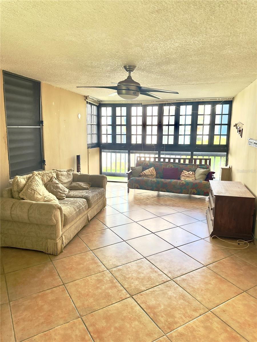 COND. VILLA MARINA - Residential