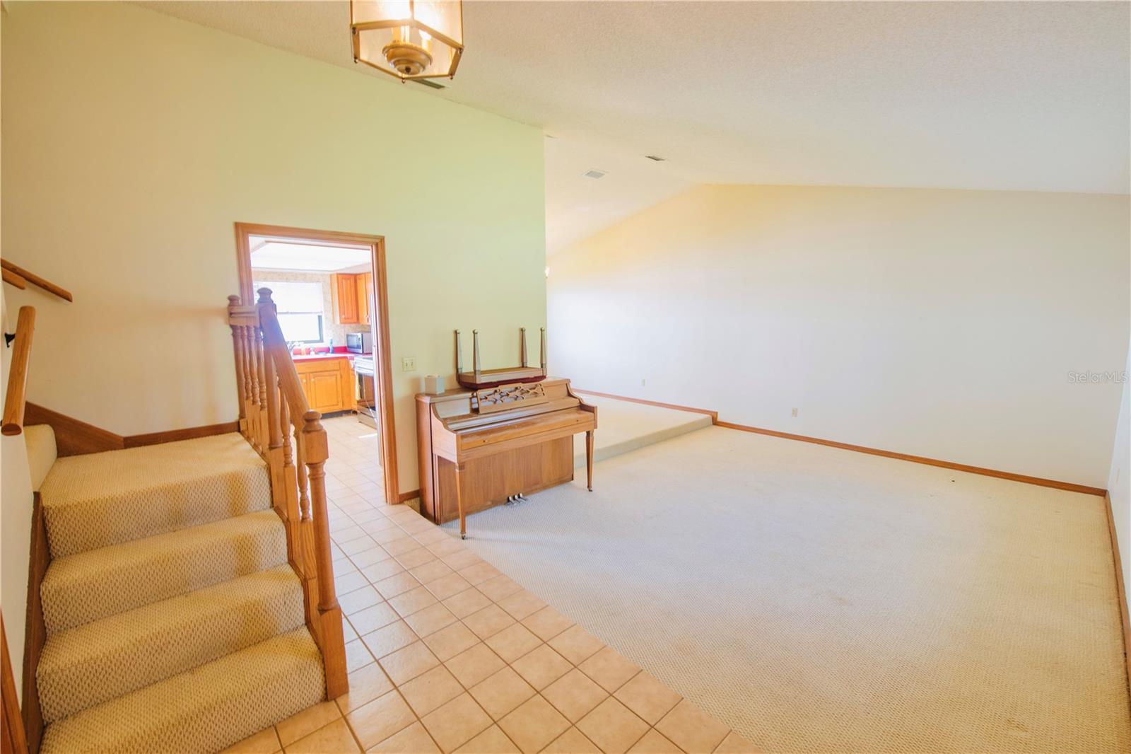 9354 LAKE HICKORY NUT DRIVE