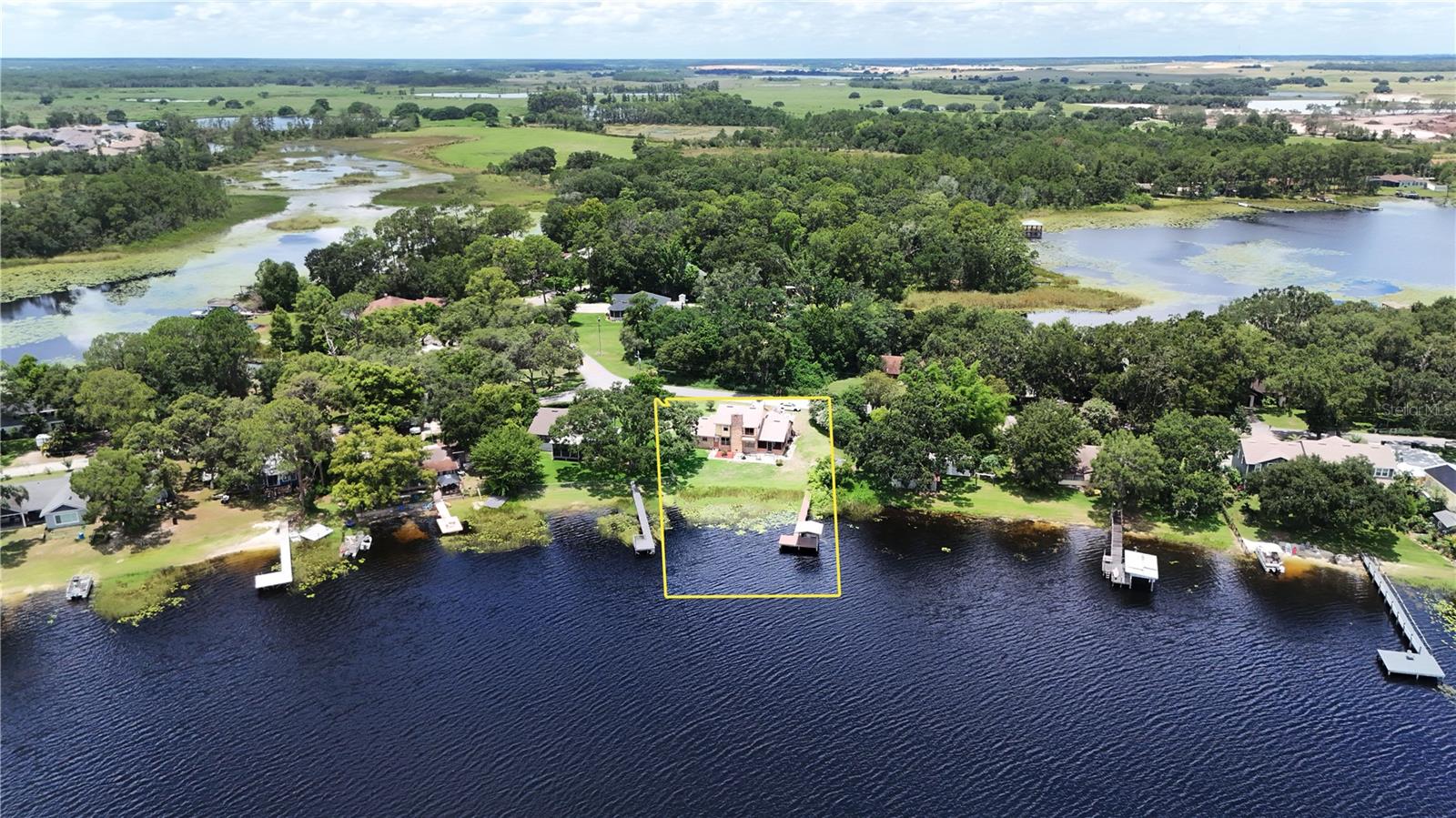 9354 LAKE HICKORY NUT DRIVE