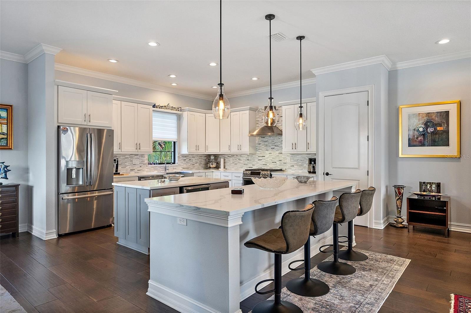 CRESCENT LAKE TWNHMS PH II - Residential