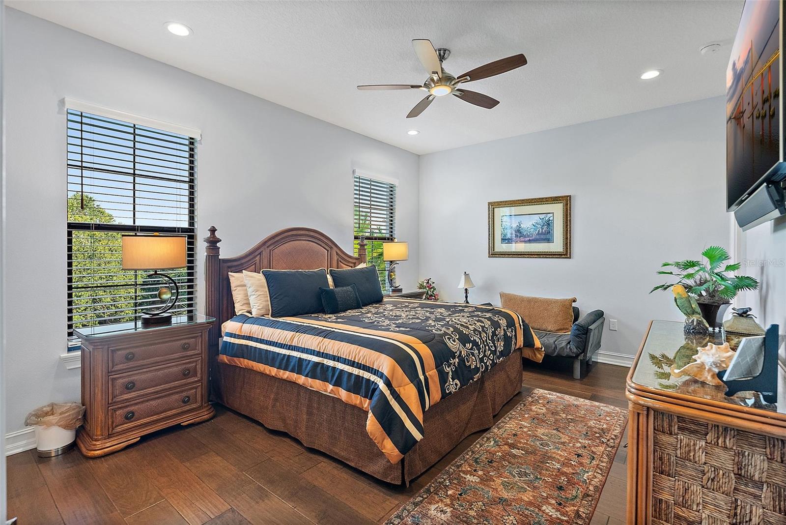 CRESCENT LAKE TWNHMS PH II - Residential