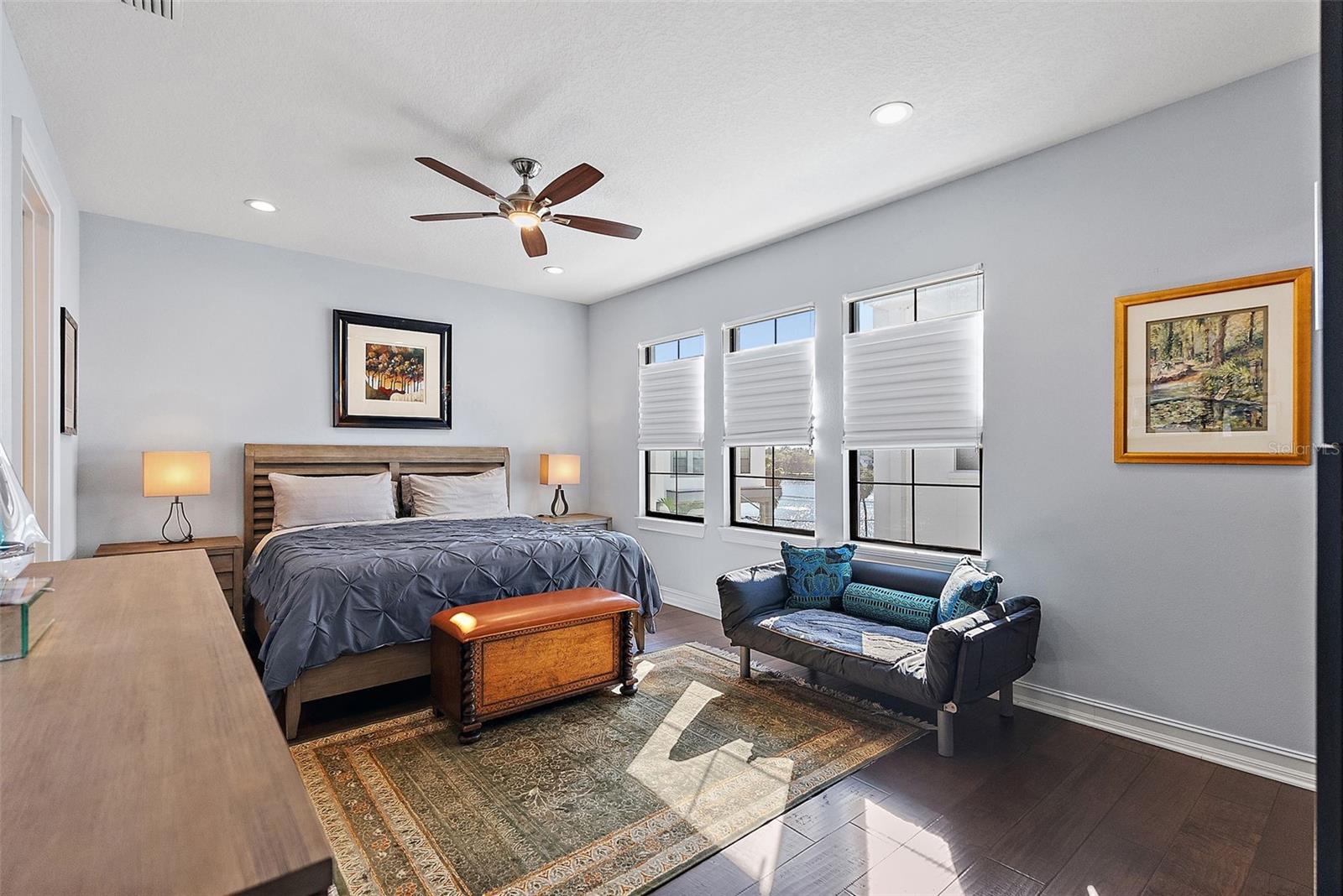 CRESCENT LAKE TWNHMS PH II - Residential