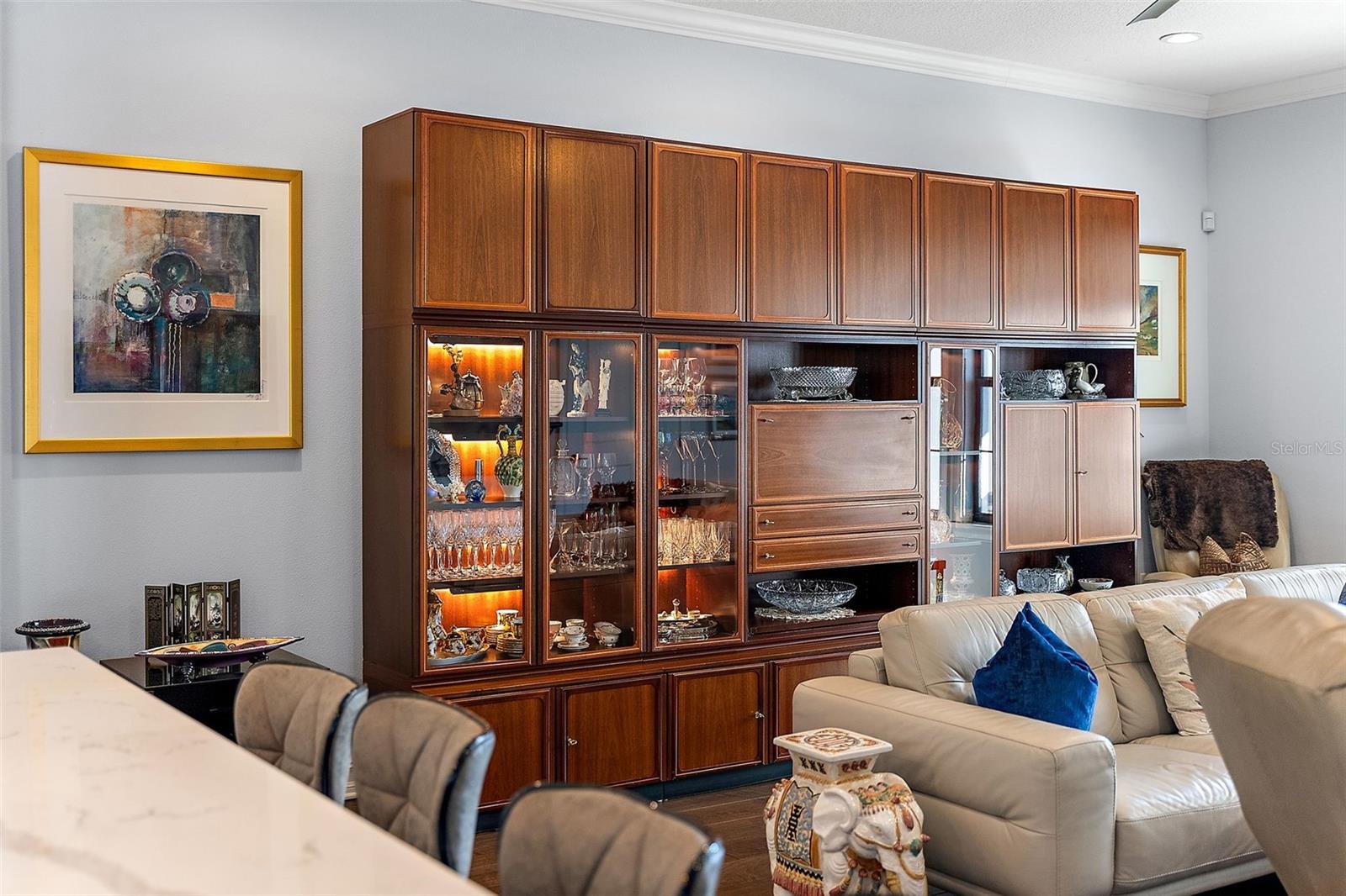 CRESCENT LAKE TWNHMS PH II - Residential