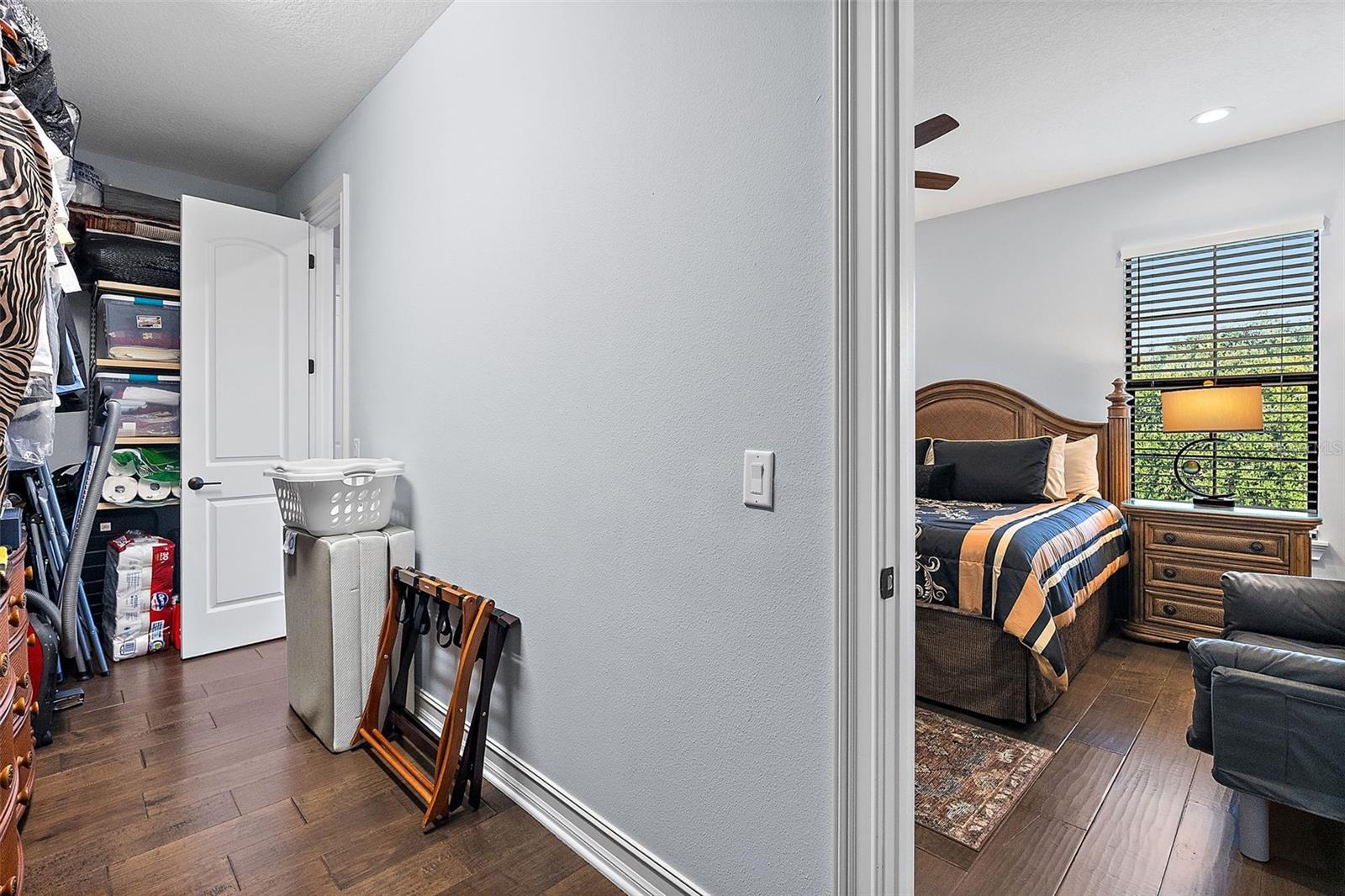 CRESCENT LAKE TWNHMS PH II - Residential