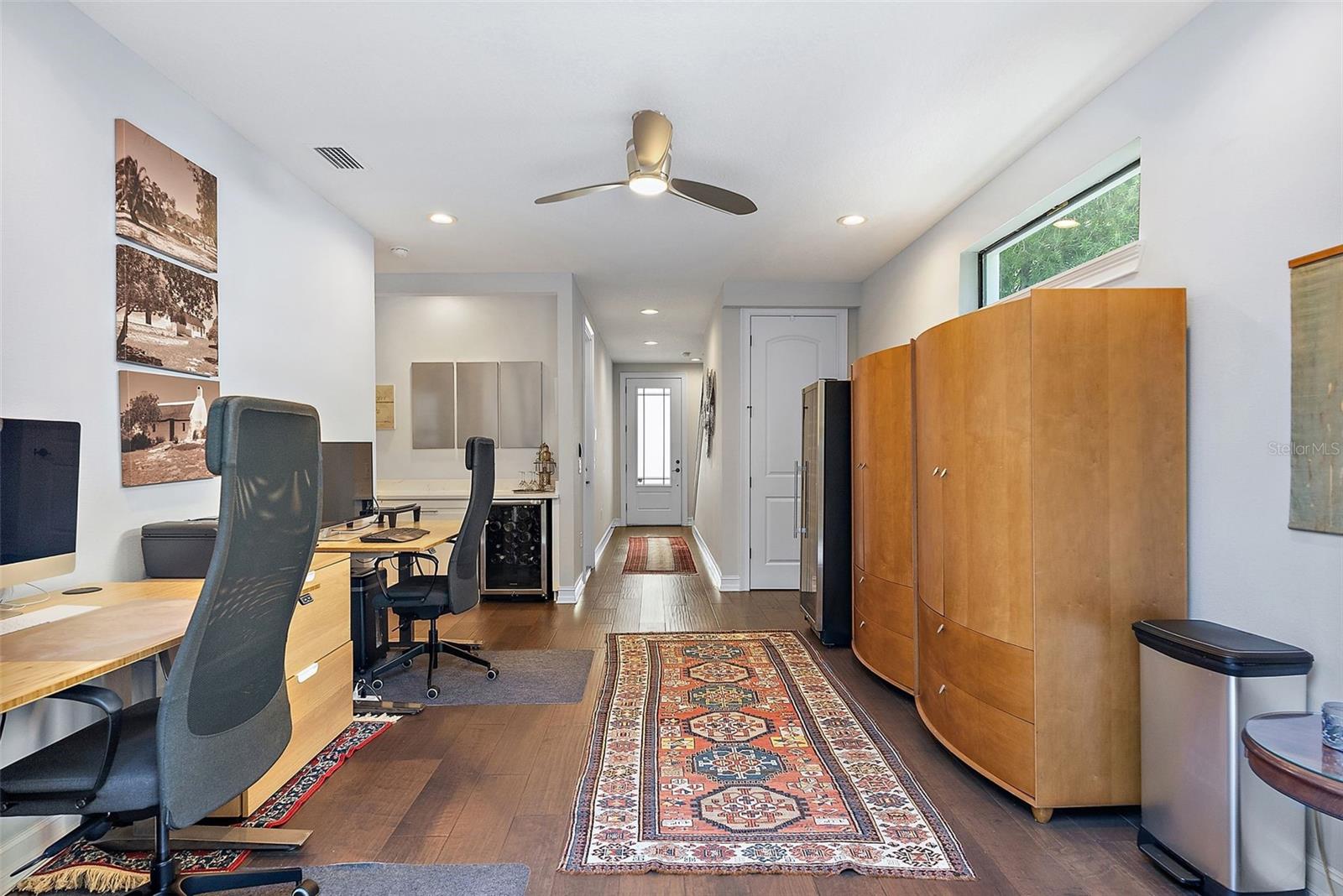 CRESCENT LAKE TWNHMS PH II - Residential