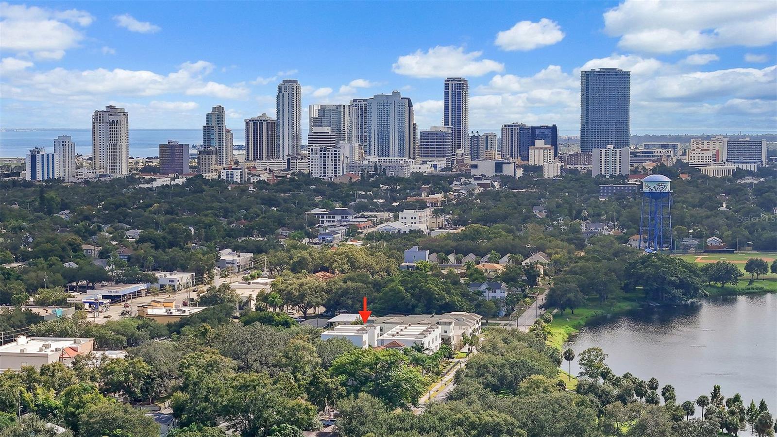 CRESCENT LAKE TWNHMS PH II - Residential