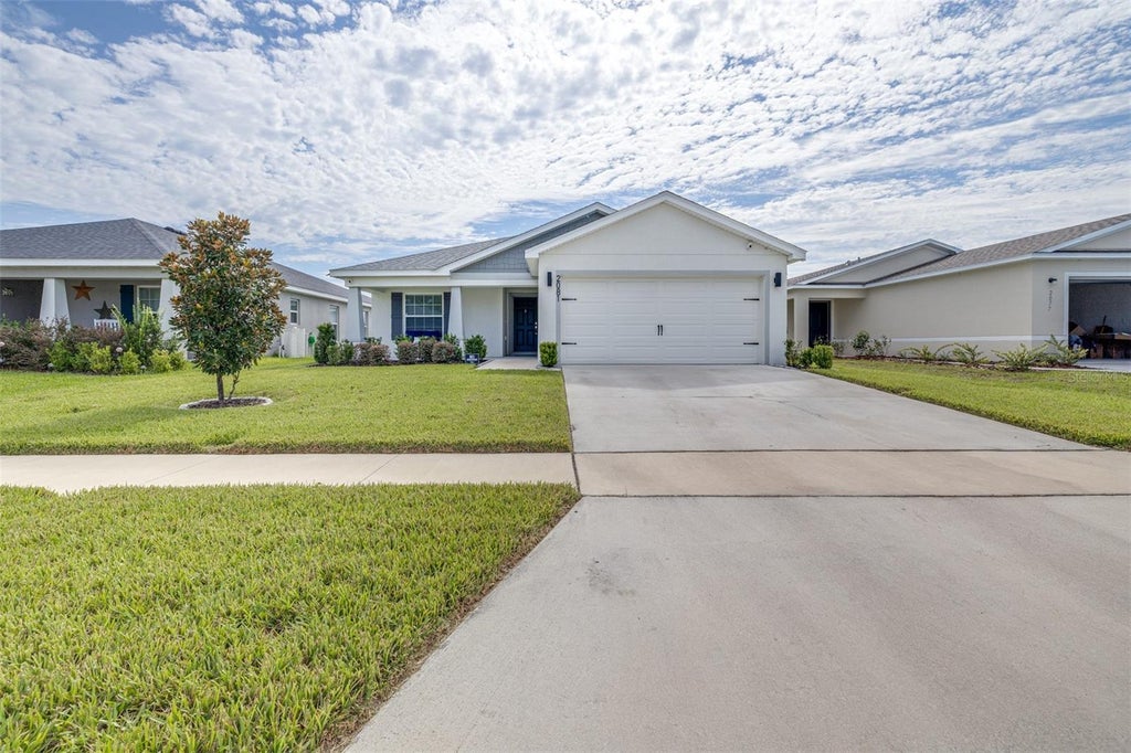 Photo of 2081 Golden Beak Drive, Eagle Lake, FL 33839 (MLS # TB8541877)