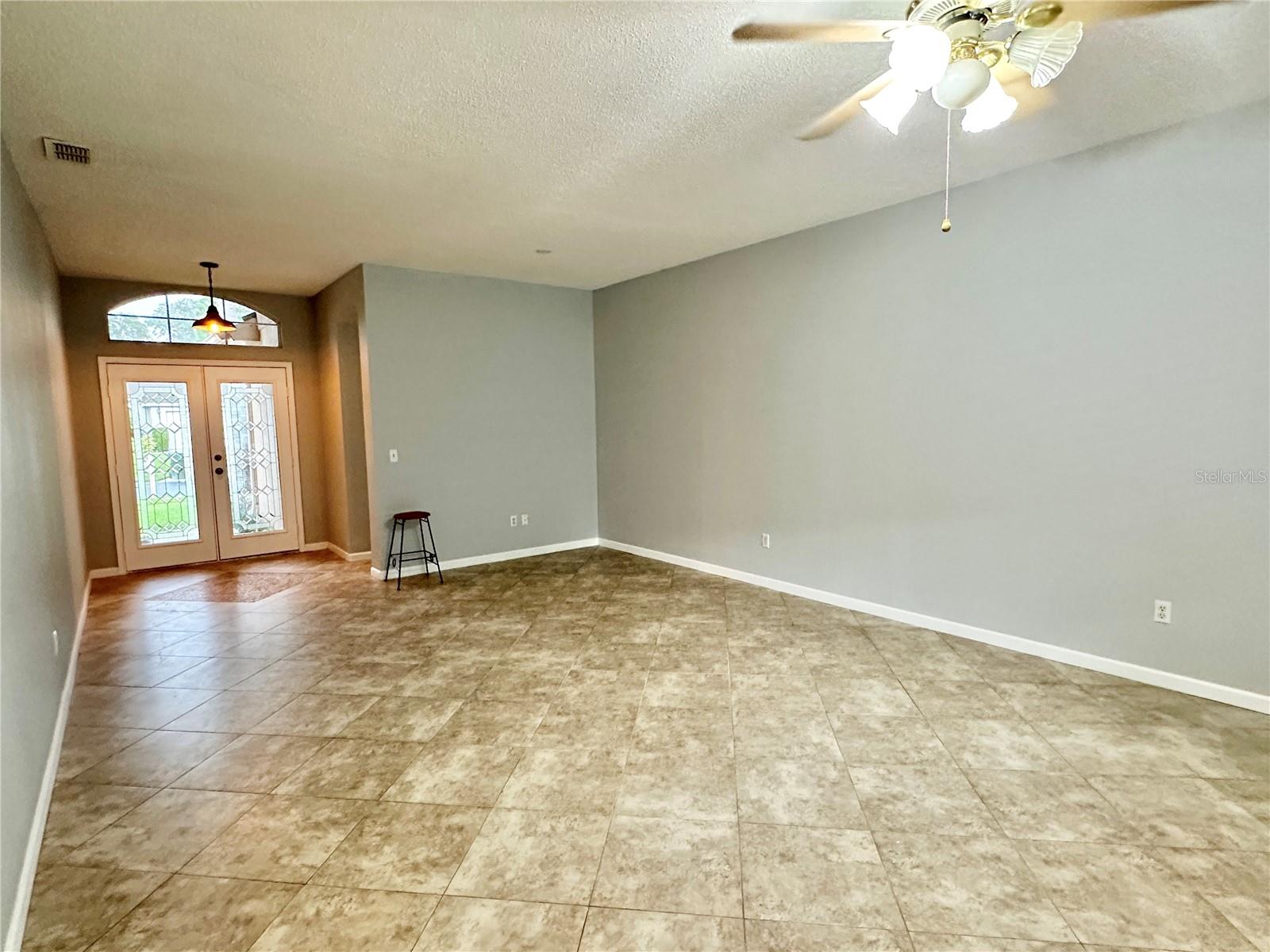 PRAIRIE LAKE VILLAGE PH 01 - Residential Lease
