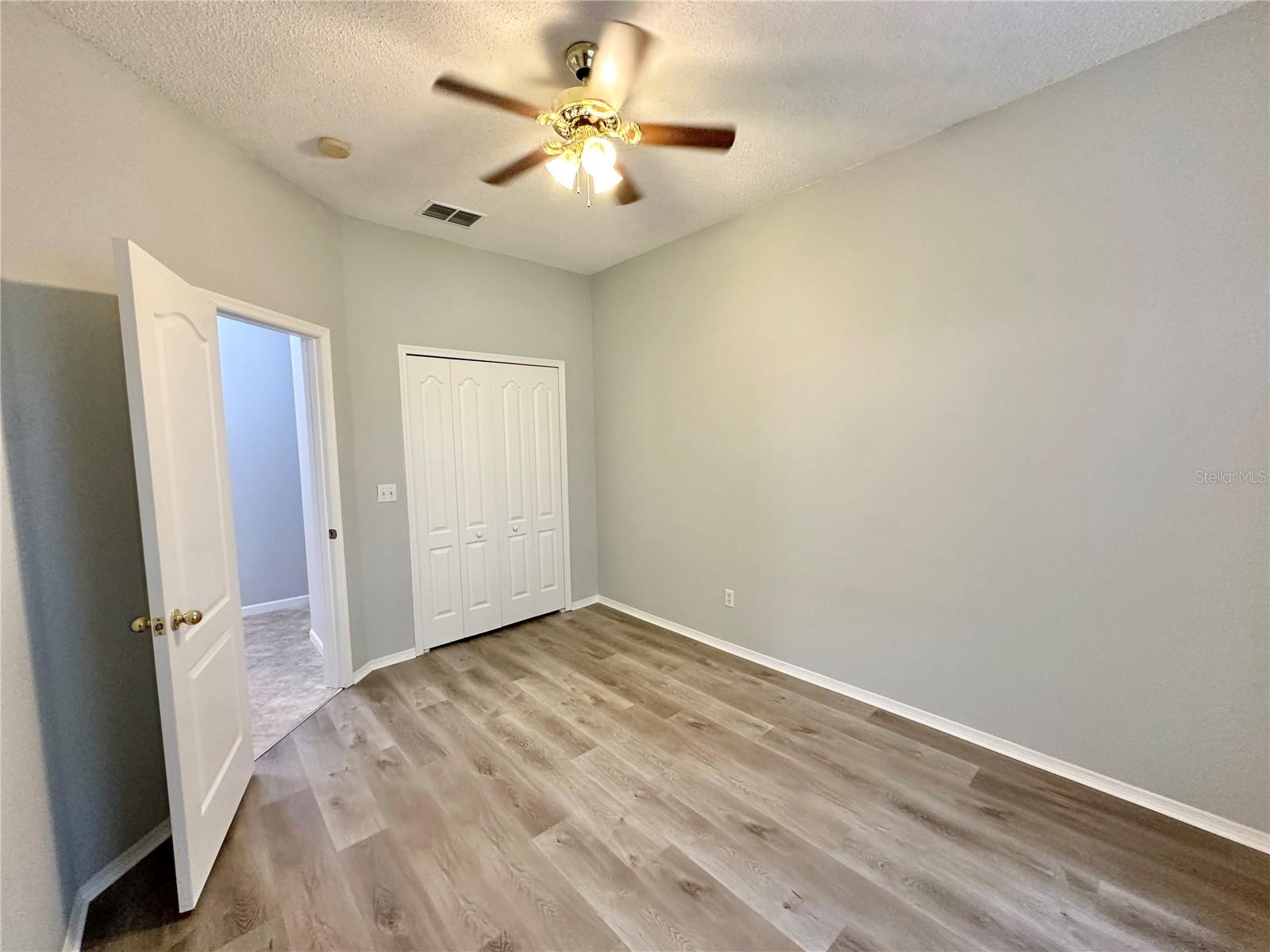 PRAIRIE LAKE VILLAGE PH 01 - Residential Lease