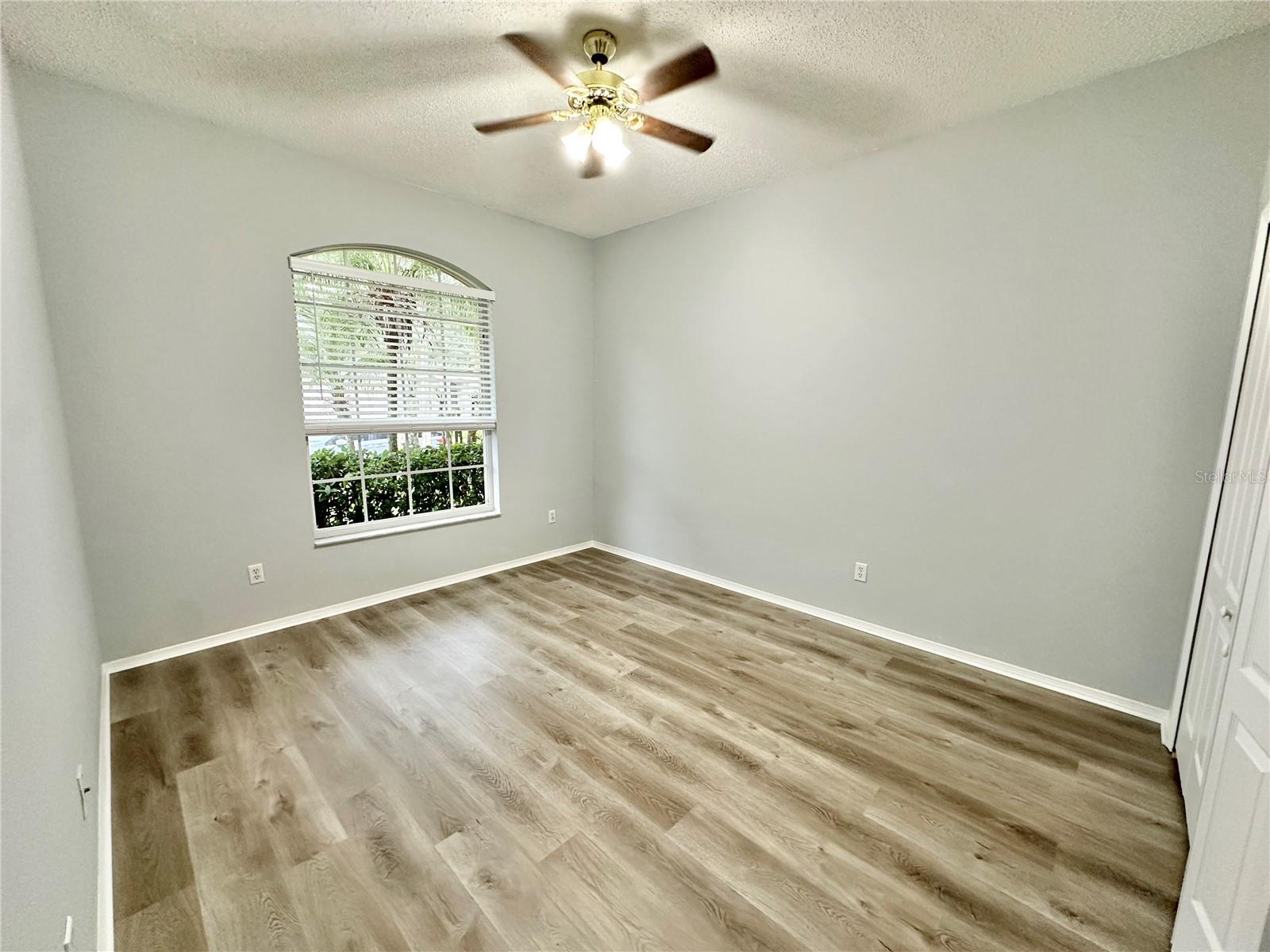PRAIRIE LAKE VILLAGE PH 01 - Residential Lease