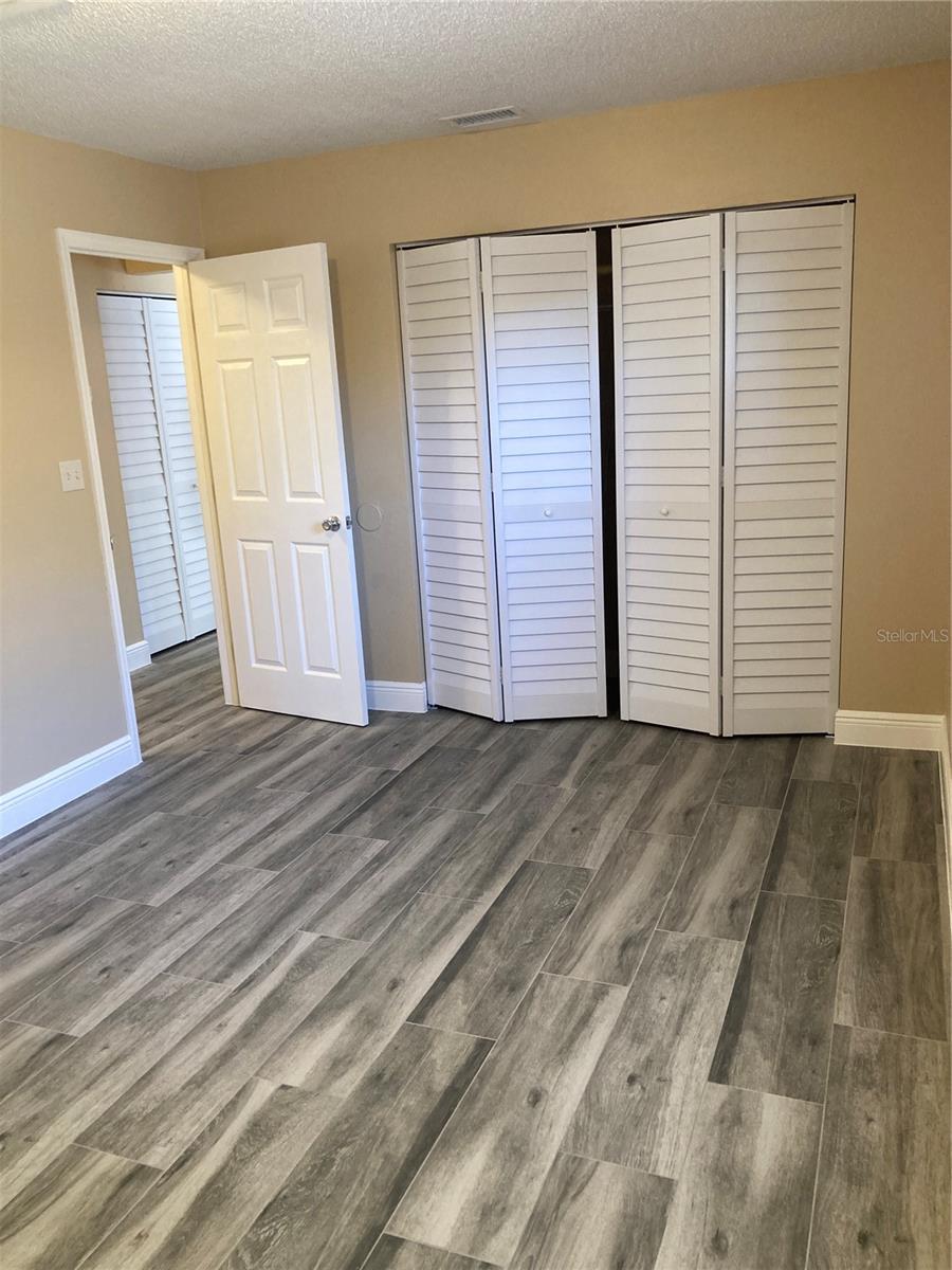 WEST OLDSMAR SEC 1 - Residential Lease