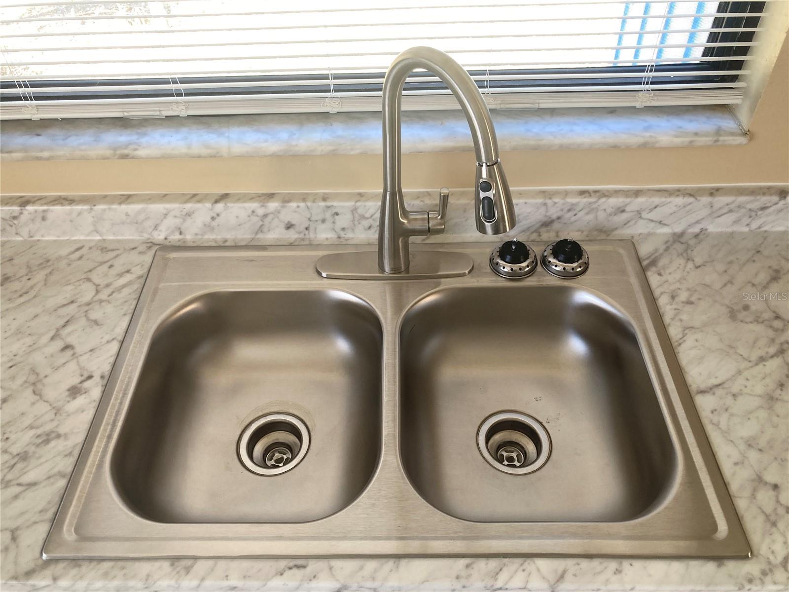 WEST OLDSMAR SEC 1 - Residential Lease