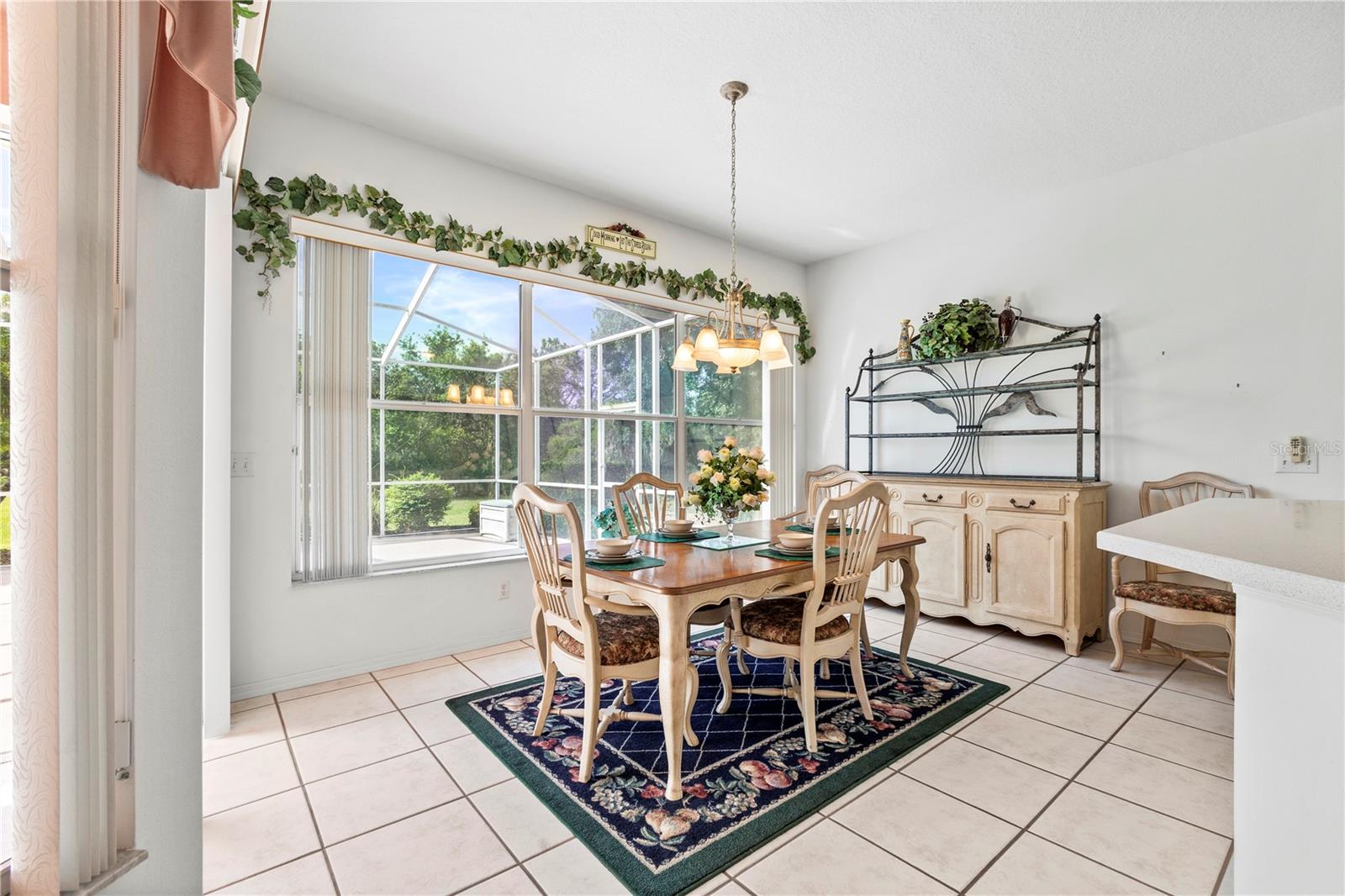 SUN CITY CENTER UNIT 257 PH II LOT 28 BLOCK 4 - Residential