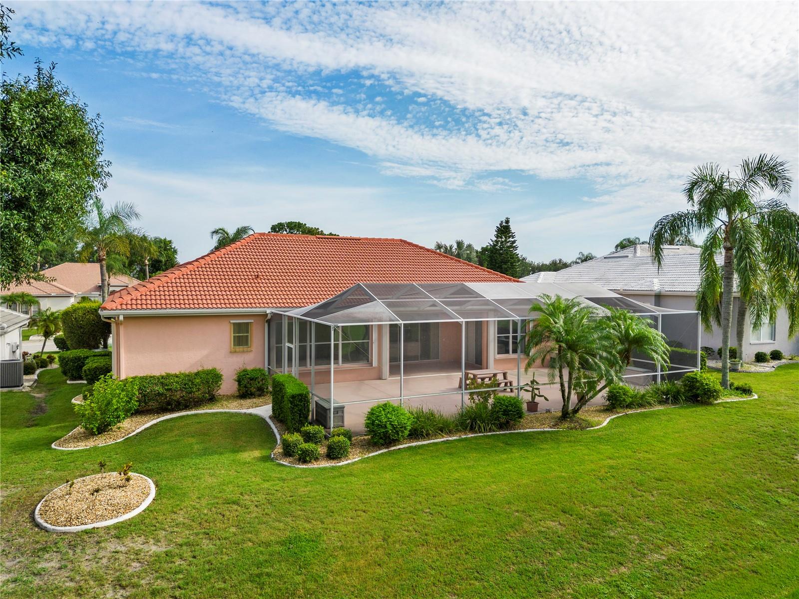 SUN CITY CENTER UNIT 257 PH II LOT 28 BLOCK 4 - Residential