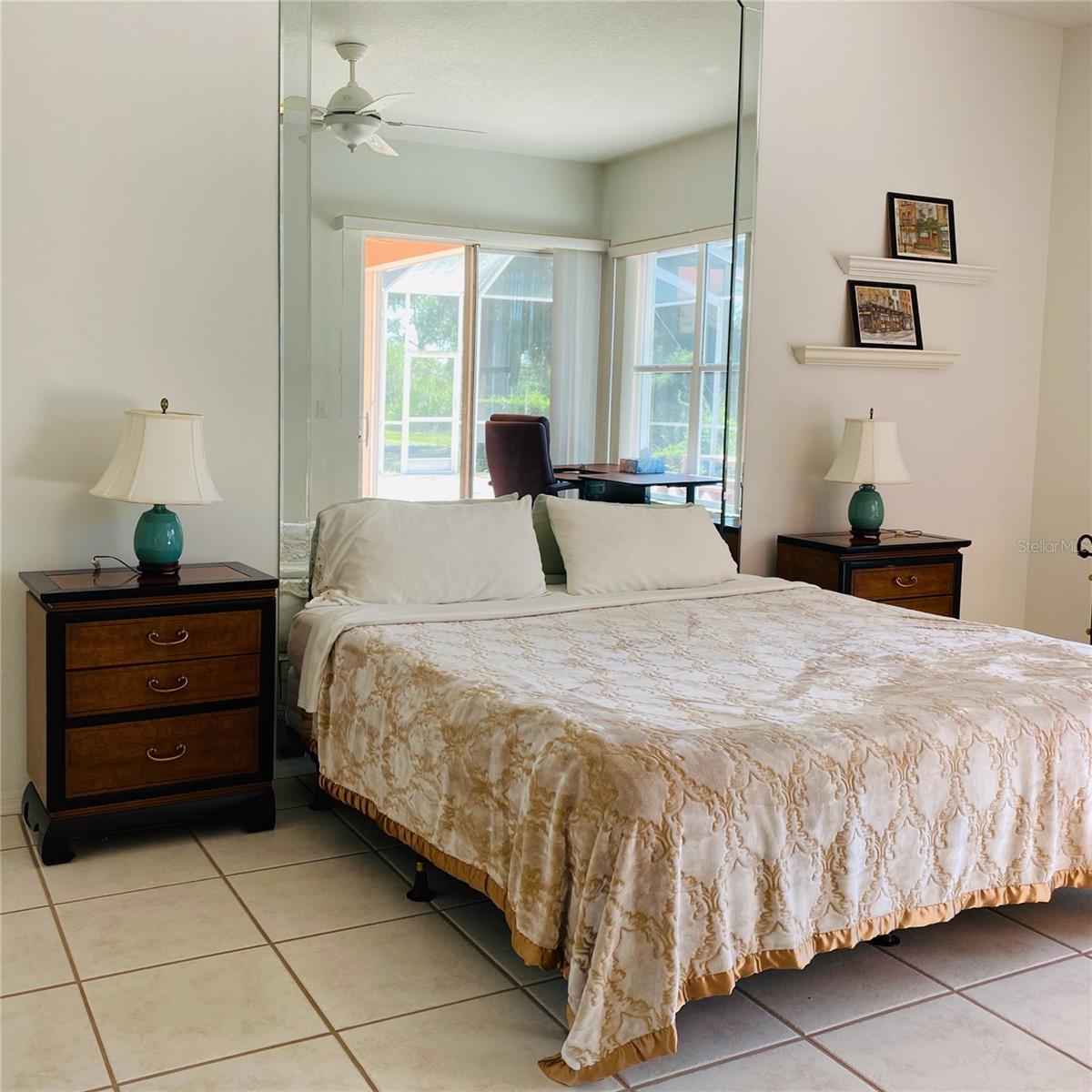 SUN CITY CENTER UNIT 257 PH II LOT 28 BLOCK 4 - Residential